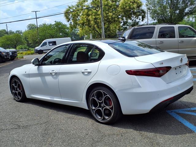 2022 Alfa Romeo Giulia Ti