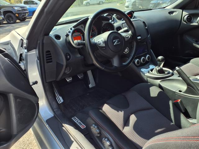 2011 Nissan 370Z Base