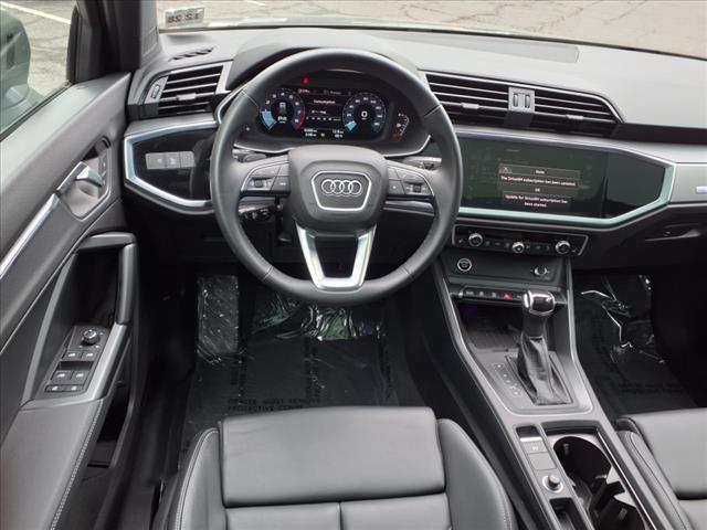2024 Audi Q3 quattro S line Prem Plus 45 TFSI