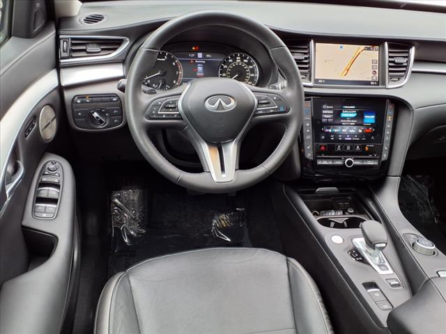 2022 INFINITI QX50 Essential