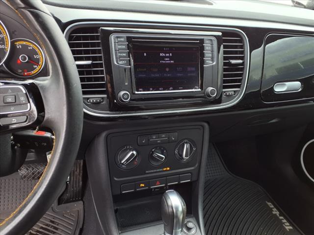 2016 Volkswagen Beetle 1.8T Dune