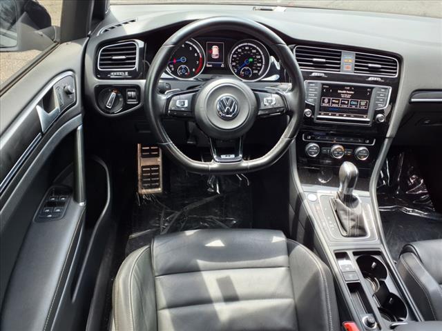2017 Volkswagen Golf R 4Motion