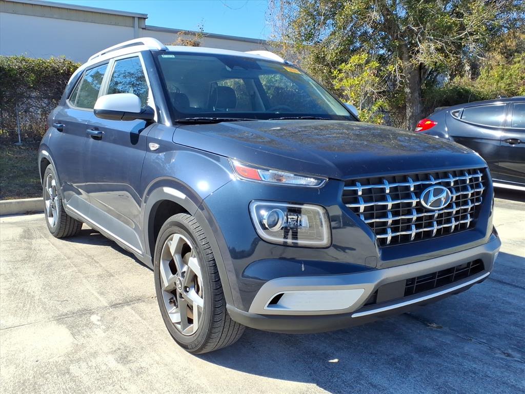 2023 Hyundai Venue Limited FWD