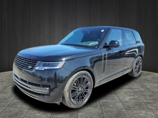 2025 Land Rover Range Rover P530 SE