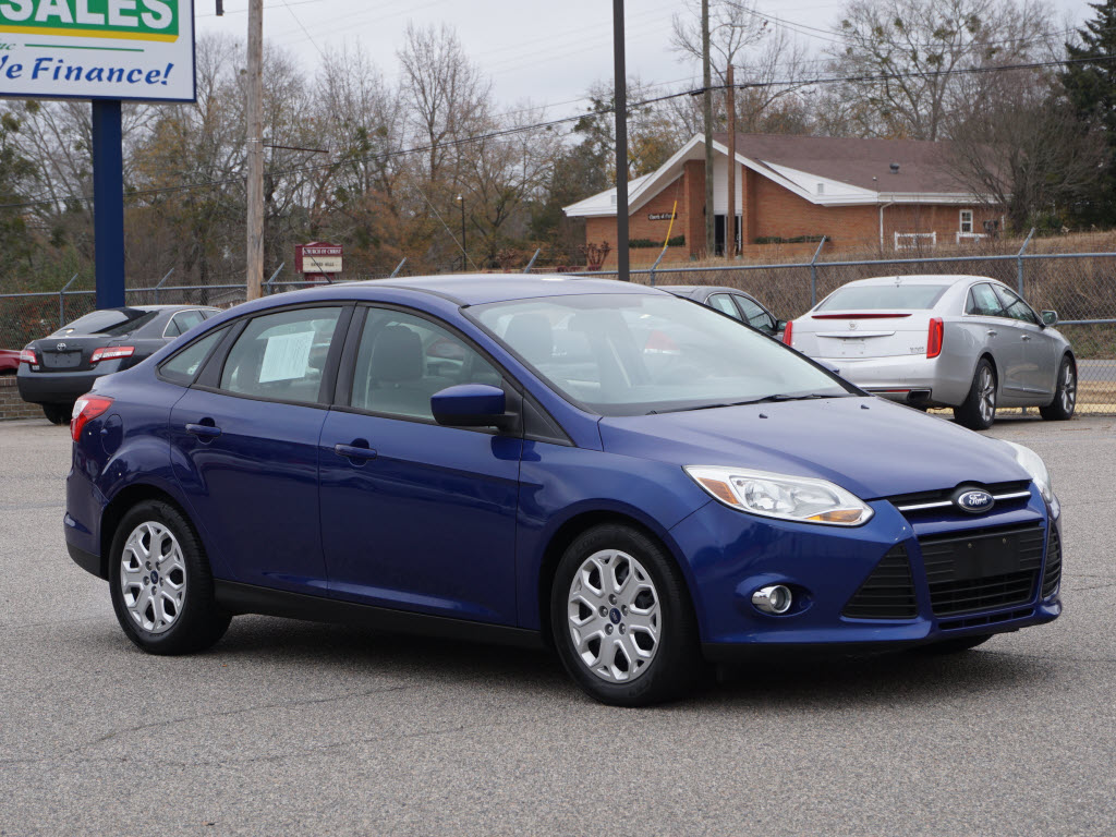 2012 Ford Focus SE - main photo