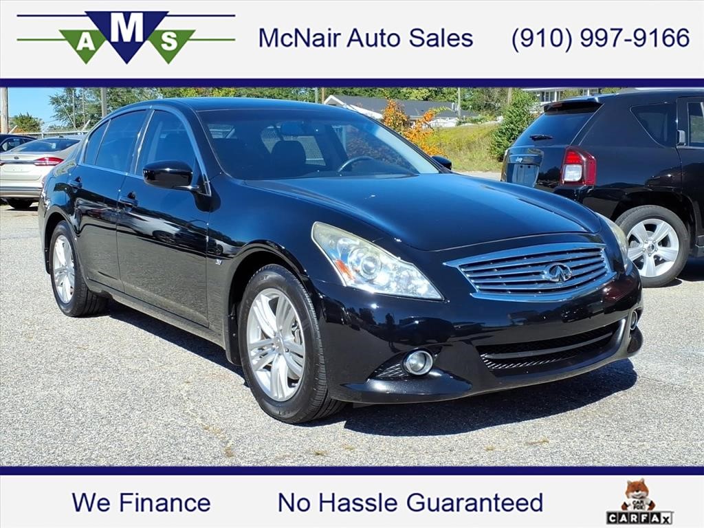 2015 INFINITI Q40
