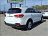 2016 Kia Sorento LX - thumbnail 26