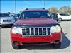 2010 Jeep Grand Cherokee Laredo - thumbnail 2