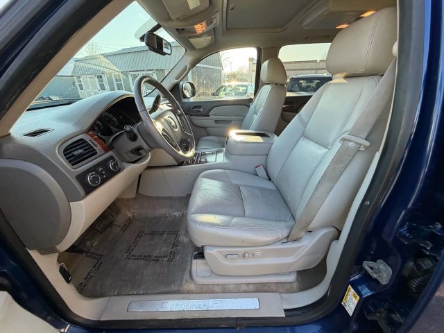 2012 Chevrolet Suburban LTZ:R2652