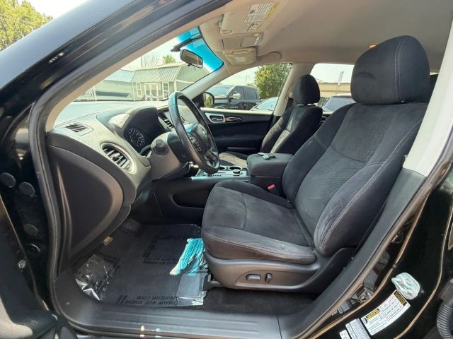 2014 Nissan Pathfinder S:R2679