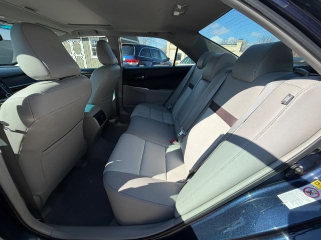 2014 Toyota Camry LE:R2663