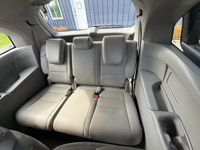 2016 Honda Odyssey EX-L:R2660