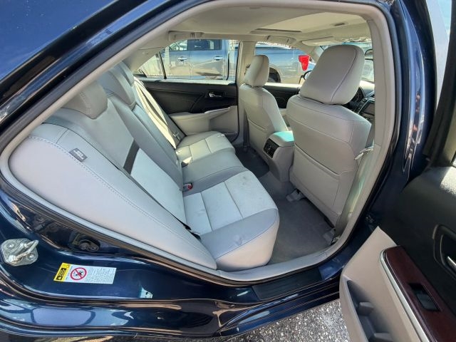 2014 Toyota Camry LE:R2663