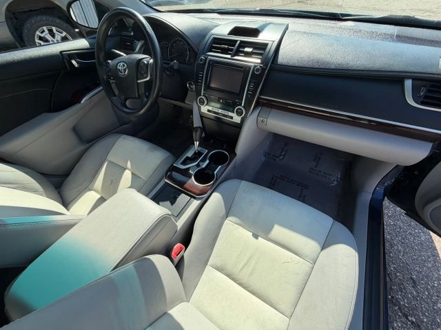 2014 Toyota Camry LE:R2663