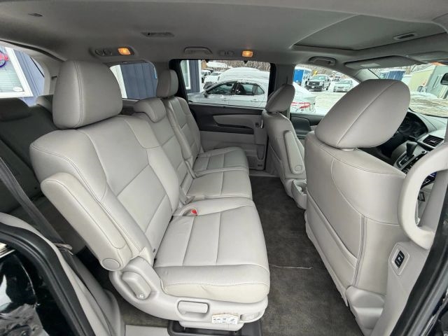 2017 Honda Odyssey EX-L:R2642