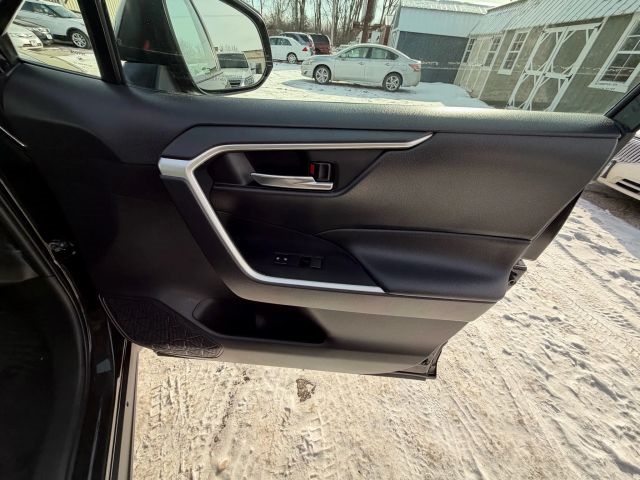 2021 Toyota RAV4 Hybrid XLE:R2651