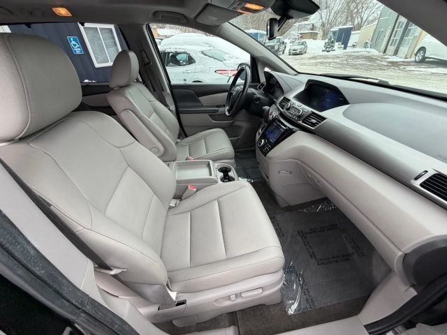 2017 Honda Odyssey EX-L:R2642