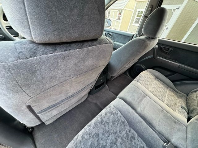 Photo of 2003 Kia Sorento LX Sport Utility 4D in St Bonifacious, MN - 19,  2003 Kia Sorento LX Sport Utility 4D:R2609
