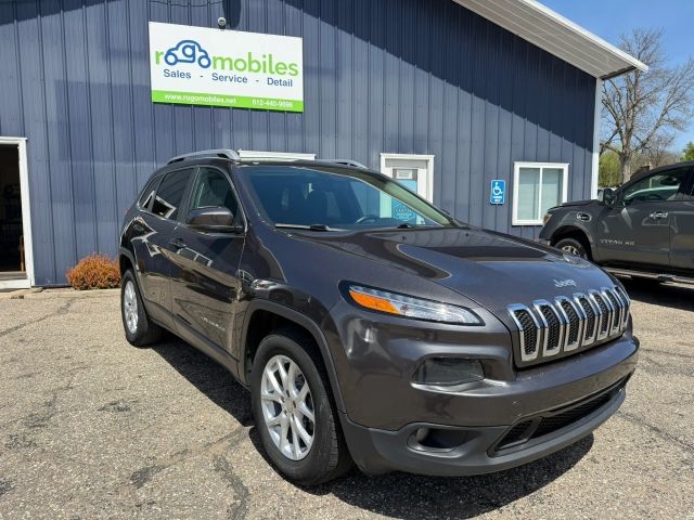 2016 Jeep Cherokee Latitude  R2669