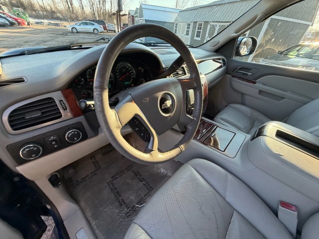 2012 Chevrolet Suburban LTZ:R2652