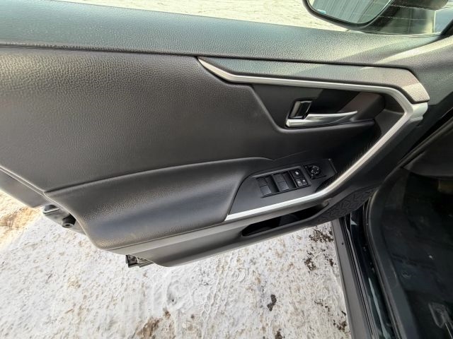 2021 Toyota RAV4 Hybrid XLE:R2651