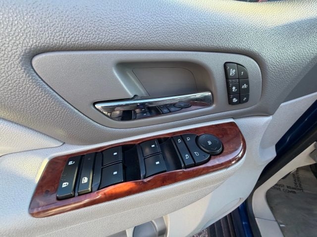 2012 Chevrolet Suburban LTZ:R2652