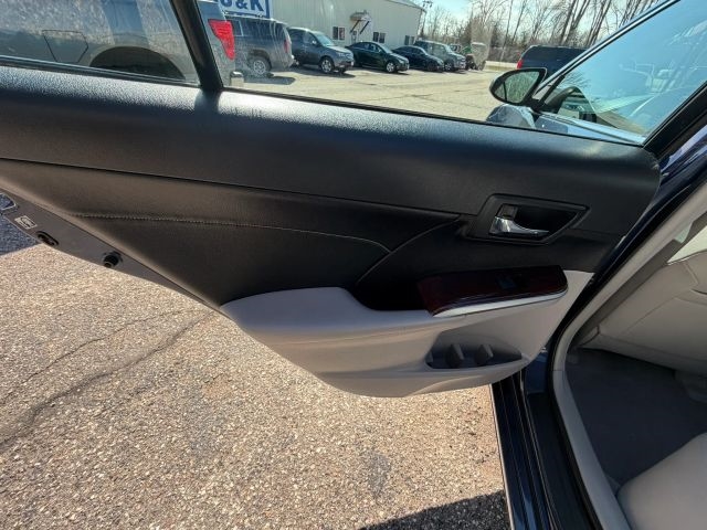 2014 Toyota Camry LE:R2663