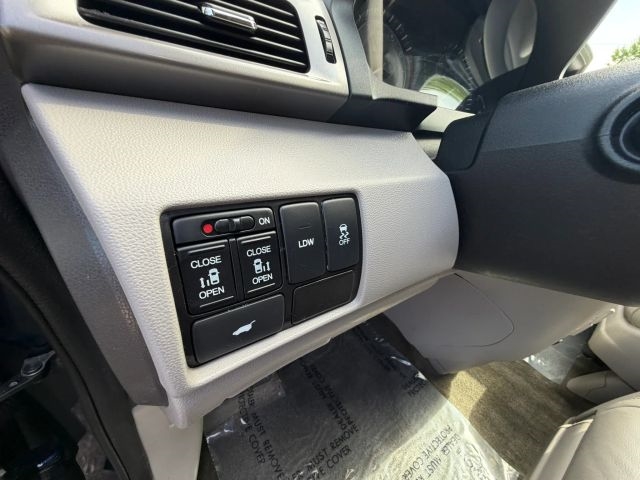 2016 Honda Odyssey EX-L:R2660