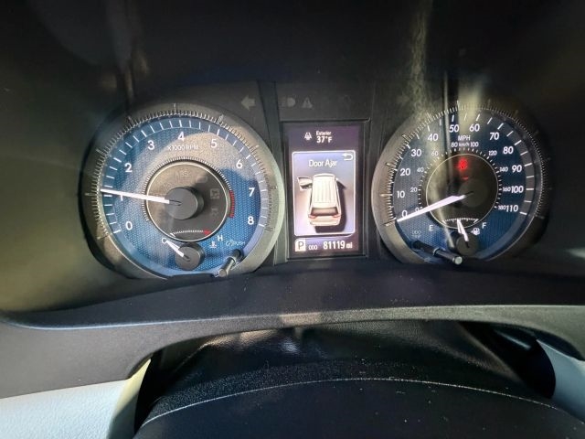 2017 Toyota Sienna XLE 7-Passenger:R2653