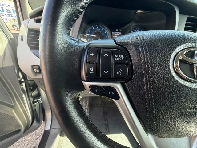 2018 Toyota Sienna Limited Premium 7-Passenger:R2664
