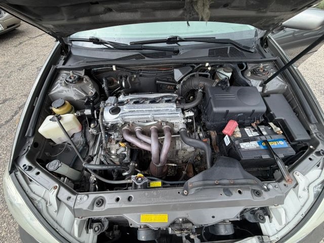 2003 Toyota Camry LE:R2671