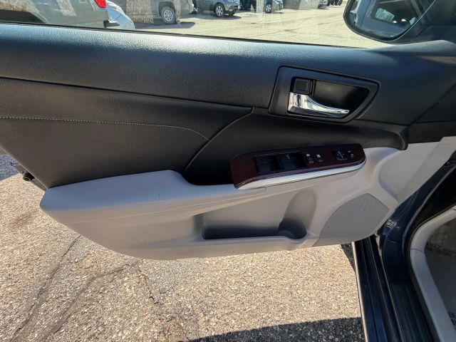 2014 Toyota Camry LE:R2663