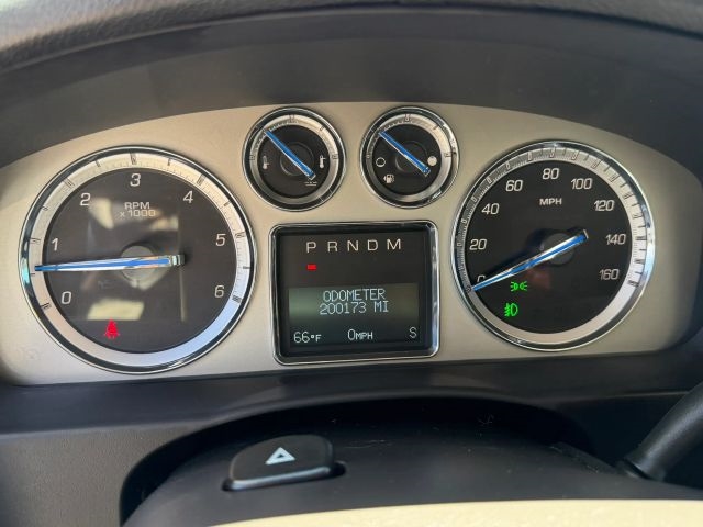2013 Cadillac Escalade ESV Premium:R2674