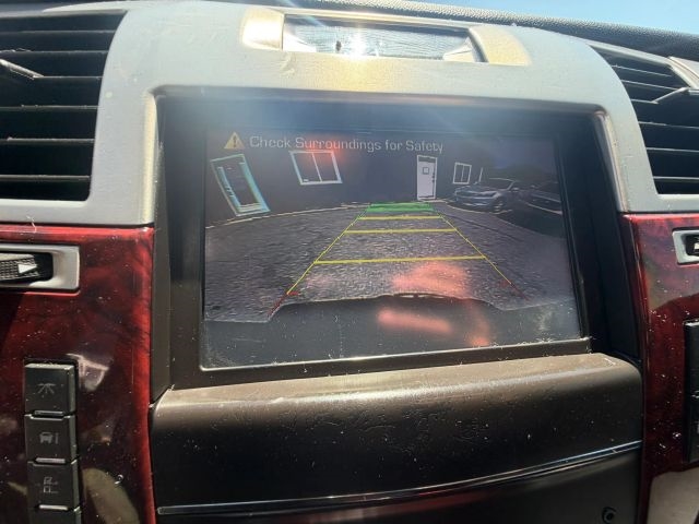 2013 Cadillac Escalade ESV Premium:R2674