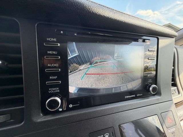 2018 Toyota Sienna Limited Premium 7-Passenger:R2664