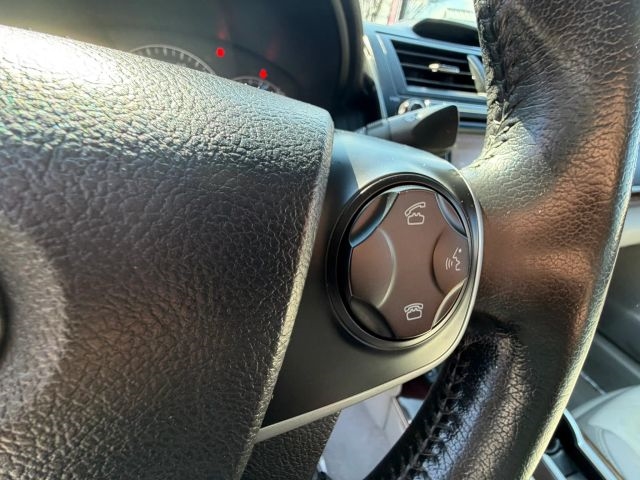 2014 Toyota Camry LE:R2663