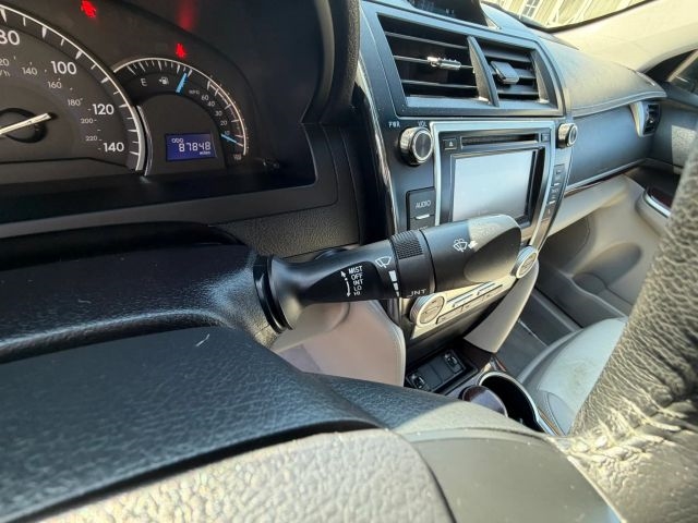 2014 Toyota Camry LE:R2663