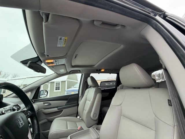 2017 Honda Odyssey EX-L:R2642