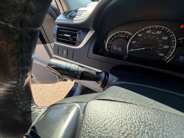 2014 Toyota Camry LE:R2663