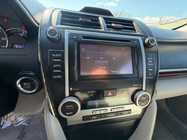 2014 Toyota Camry LE:R2663