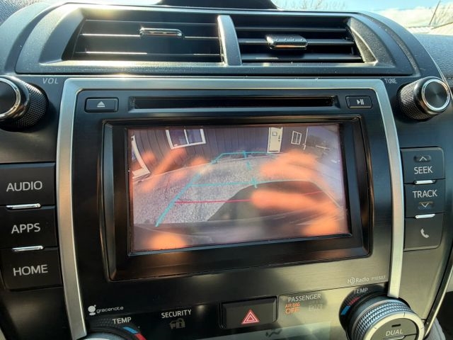 2014 Toyota Camry LE:R2663