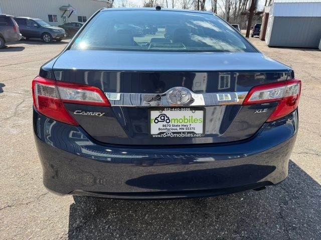 2014 Toyota Camry LE:R2663