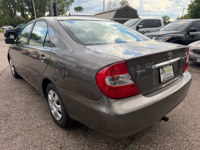 2003 Toyota Camry LE:R2671
