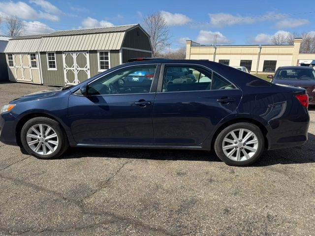 2014 Toyota Camry LE:R2663