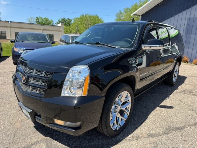 2013 Cadillac Escalade ESV Premium:R2674