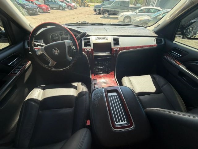 2013 Cadillac Escalade ESV Premium:R2674