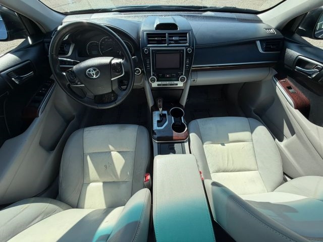 2014 Toyota Camry LE:R2663