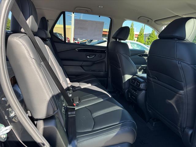 2025 Honda Pilot EX-L - Photo 10