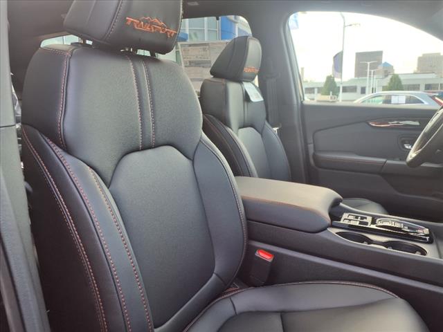2025 Honda Pilot TrailSport - Photo 10