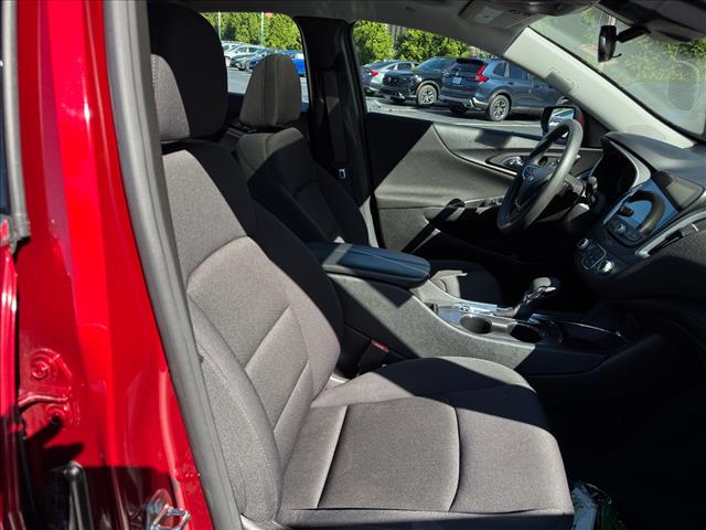 2024 Chevrolet Malibu LT 1LT - Photo 11